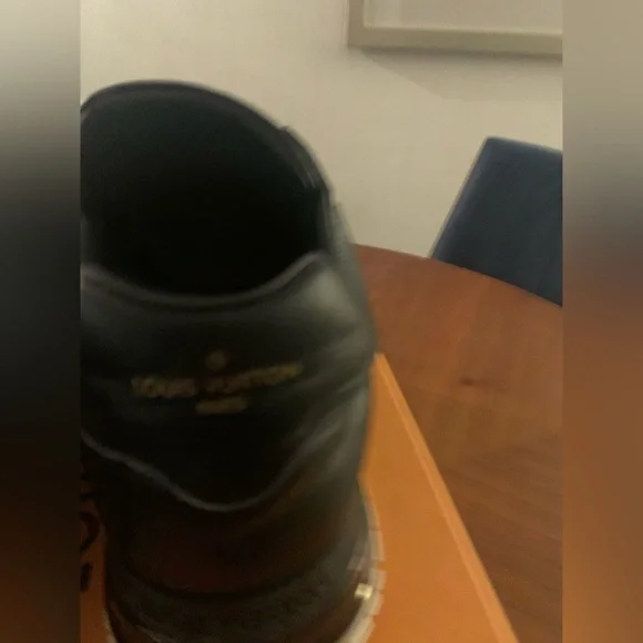 Louis Vuitton monogram run away trainer sneakers men size 11 black white - Picture 13 of 13